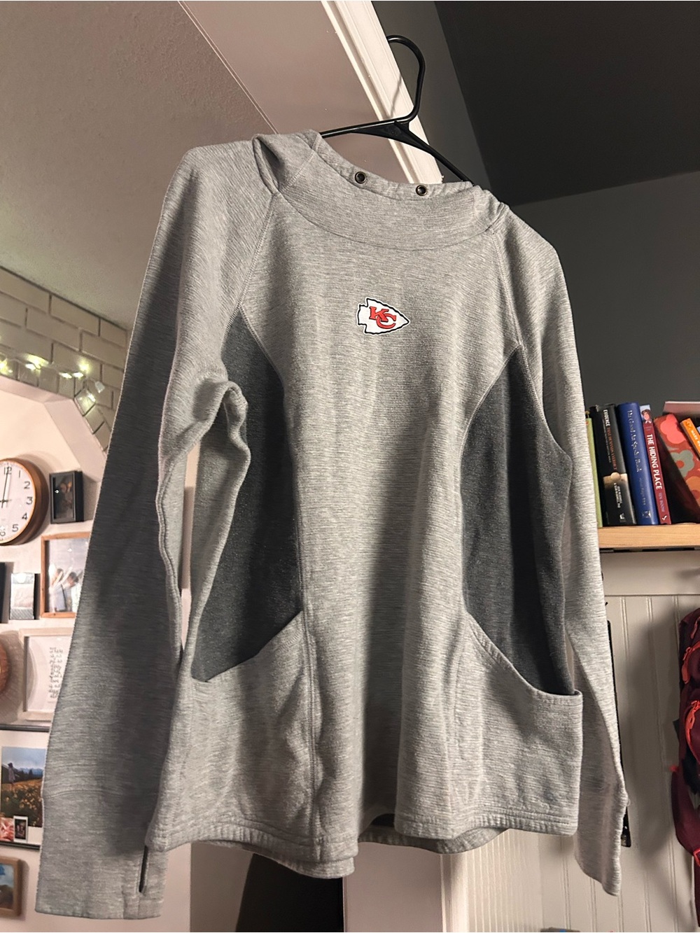 Kansas City Chiefs Grey Pullover Sweatshirt
